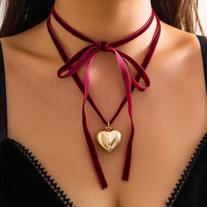 Flannel Collar Love Heart Necklace - Lox Vault